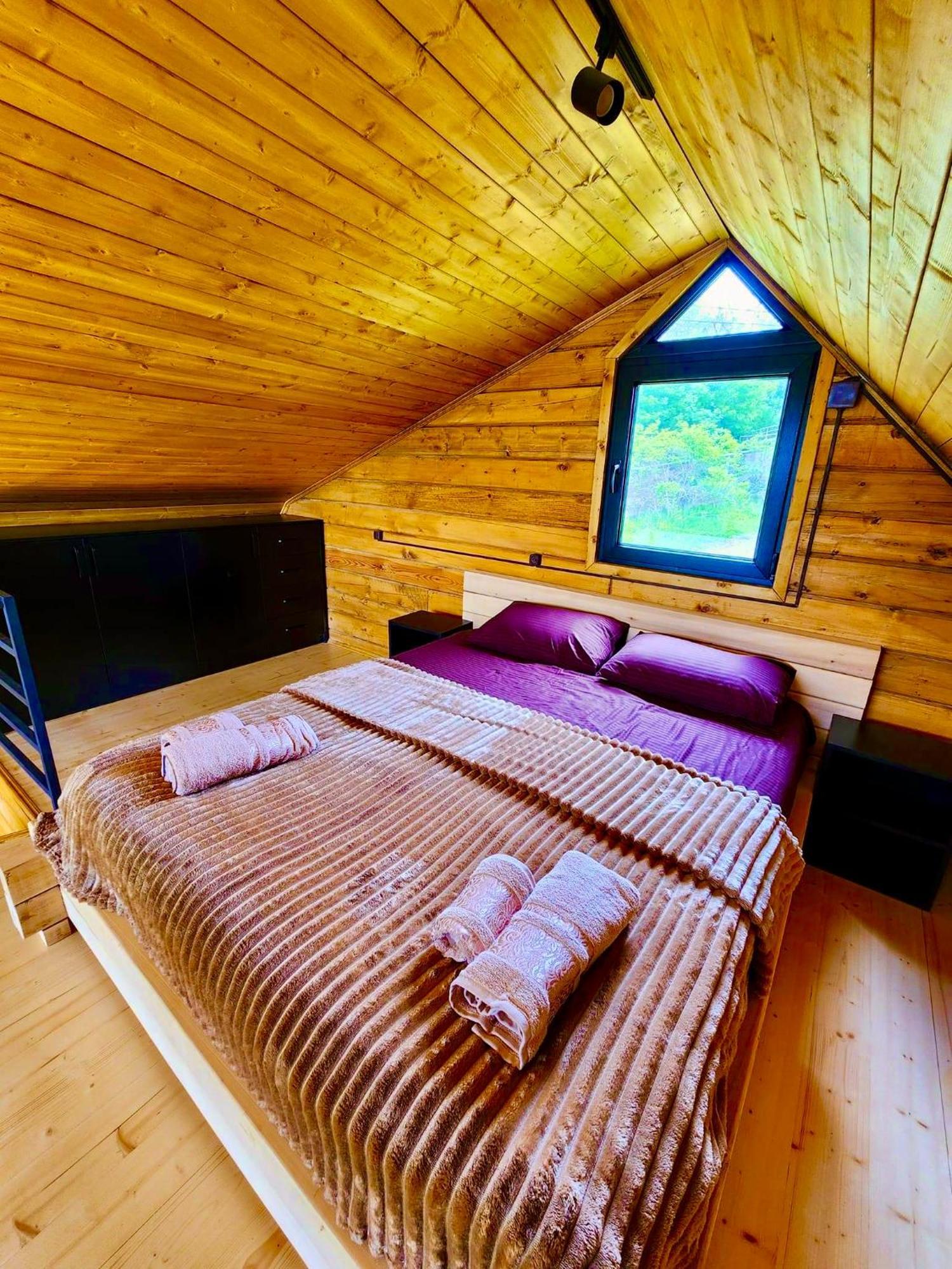 Sioni Hillside Cottages ภายนอก รูปภาพ